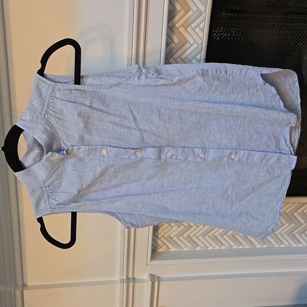 Banana republic xs light blue linen sleeveless top